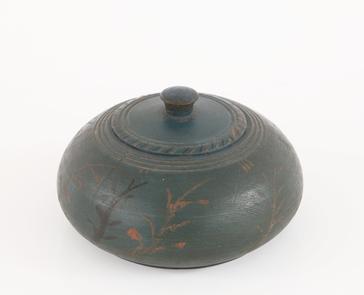 Svarvburk, allmoge, 1800-tal