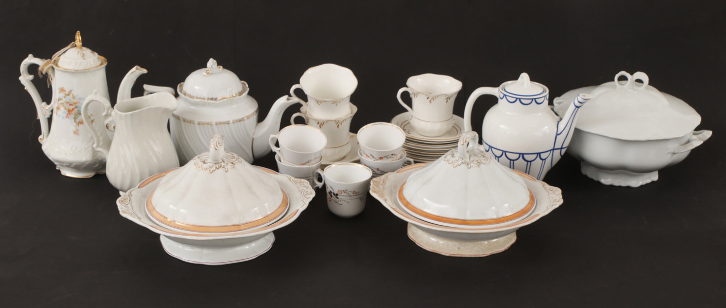 Parti porslin, bl.a. Carl Tielsch, mestadels 18/1900-tal