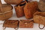Flätade korgar och väskor 9 delar