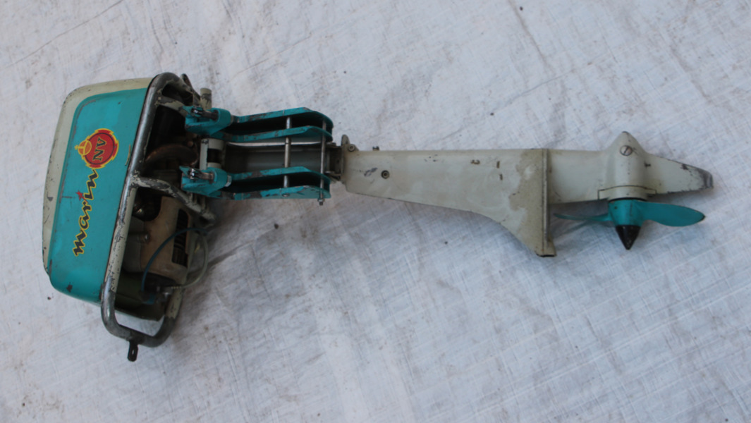 Äldre båtmotor, NV Marin