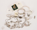 Parti smycken, mestadels silver