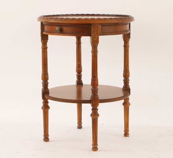 Lampbord, gustaviansk stil, 1900-talets andra hälft