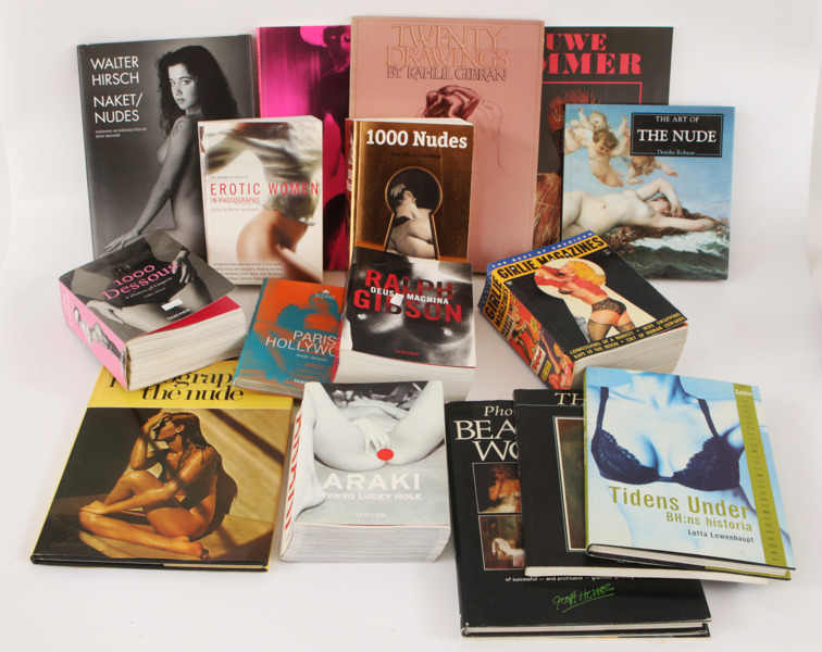 Parti erotiska fotoböcker, m.m.