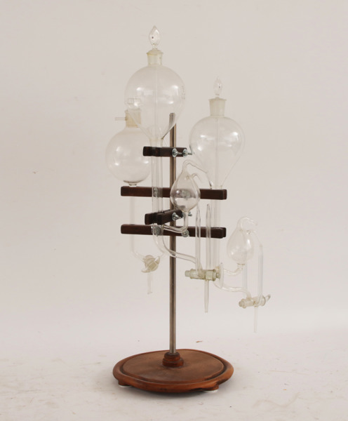 Laboratorieställ, 1900-tal