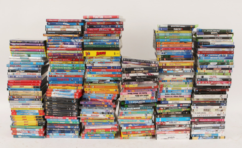 Stort parti DVD-filmer, Blu-Ray samt spel