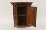 Vägghörnskåp, allmoge, Dalarna, daterat 1835