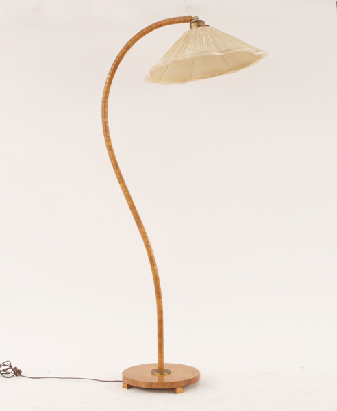 Golvlampa, 1900-talets första hälft