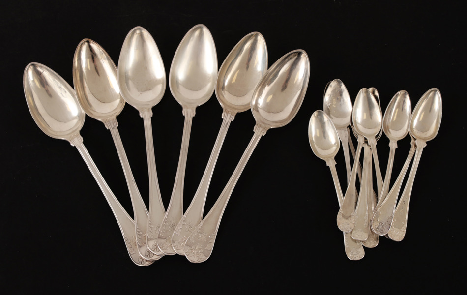 Mat- och teskedar 16 delar, silver, bl.a. 1800-tal