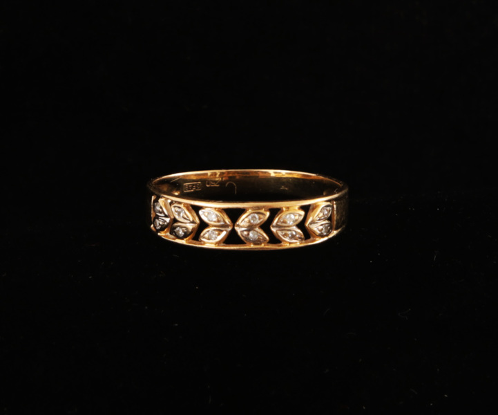 Ring i 18k