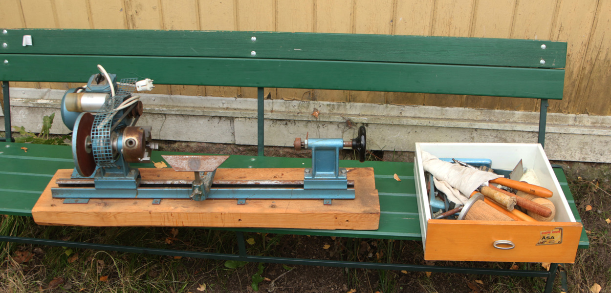 Svarv med tillbehör