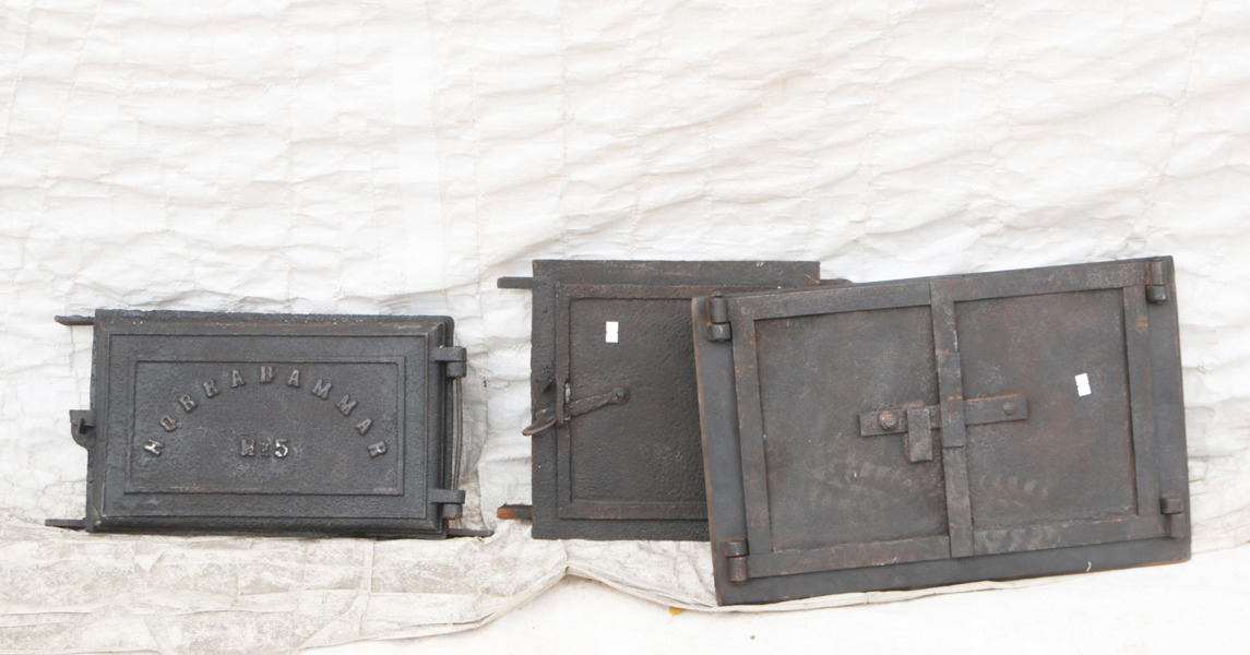 Ugnsluckor 3st, bl.a. Norrahammar