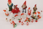Parti tomtefigurer, bl.a. tidigt 1900-tal