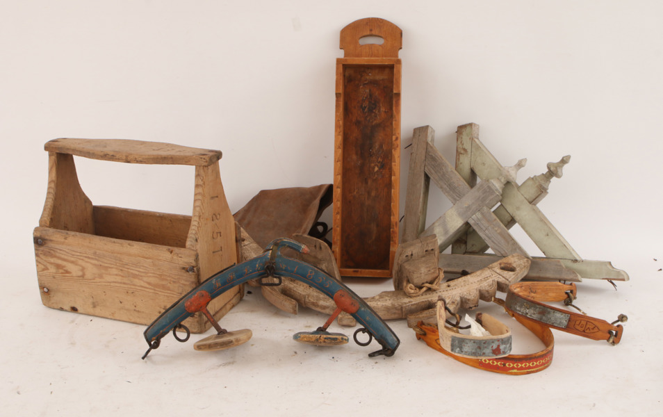 Parti allmogeföremål, m.m.