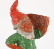Tomtefigur med skål, omkring 1900-talets mitt