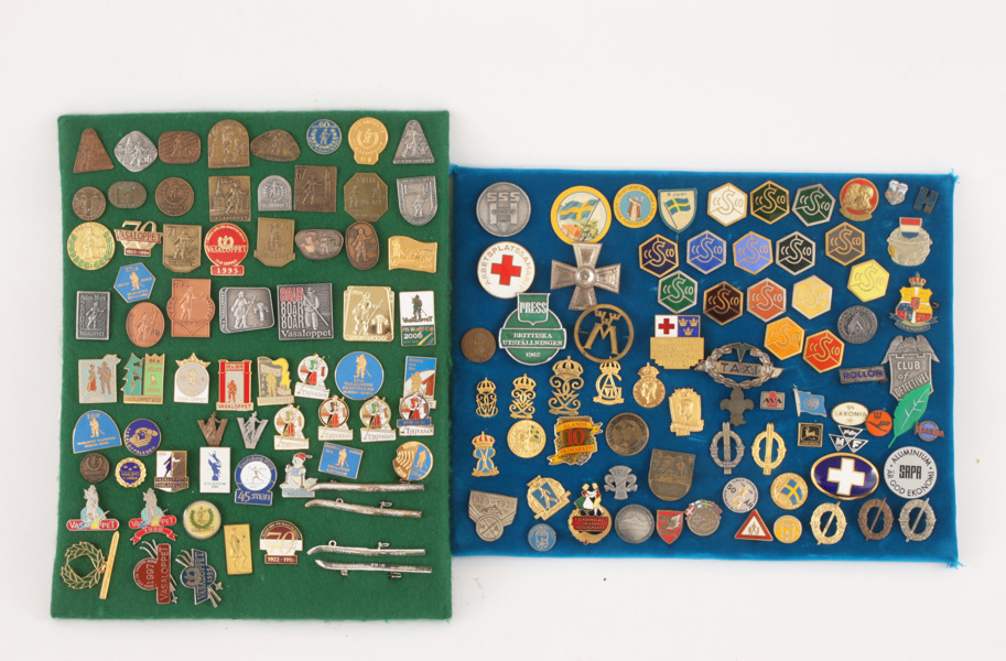 Parti pins och märken, bl.a. 1900-talets första hälft