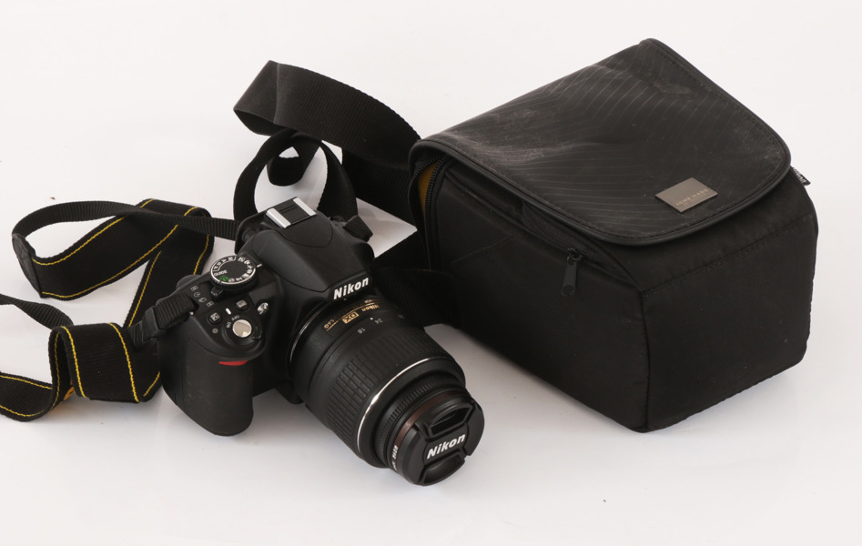 Systemkamera, Nikon, D3100