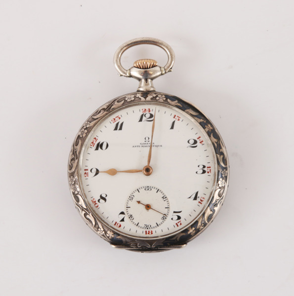 Fickur i silver, Omega