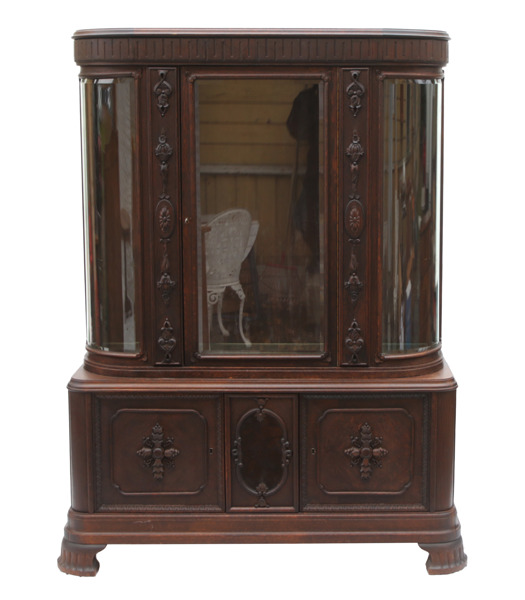 Vitrinskåp, barockstil, 1900-talets början