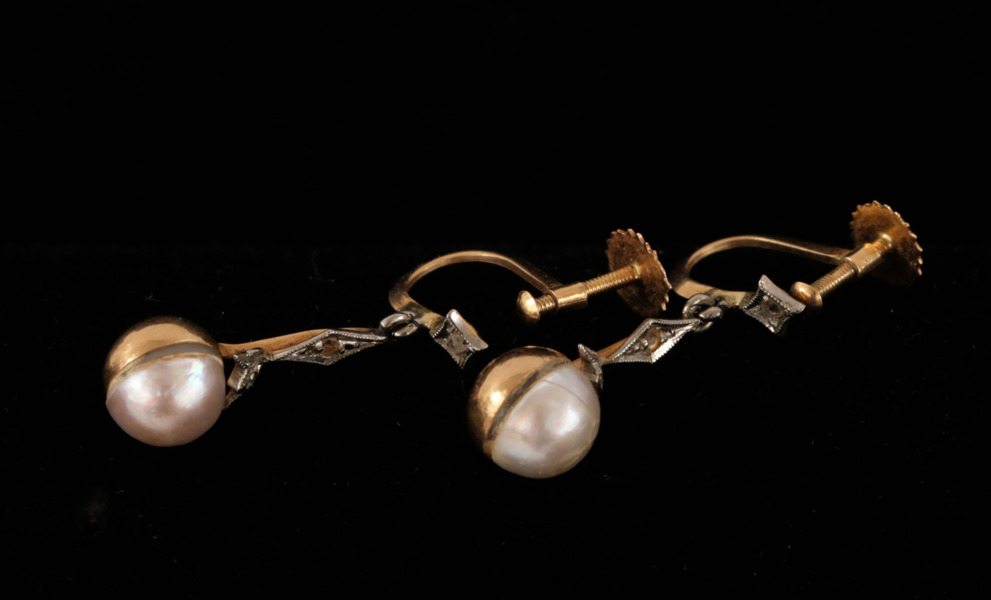 Örhängen ett par, 18k