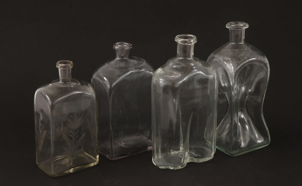 Brännvinsflaskor 4st, 1800-tal