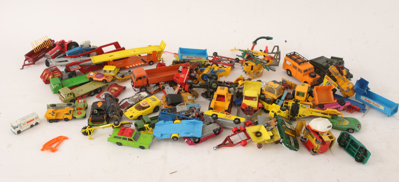 Parti leksaksbilar, m.m.