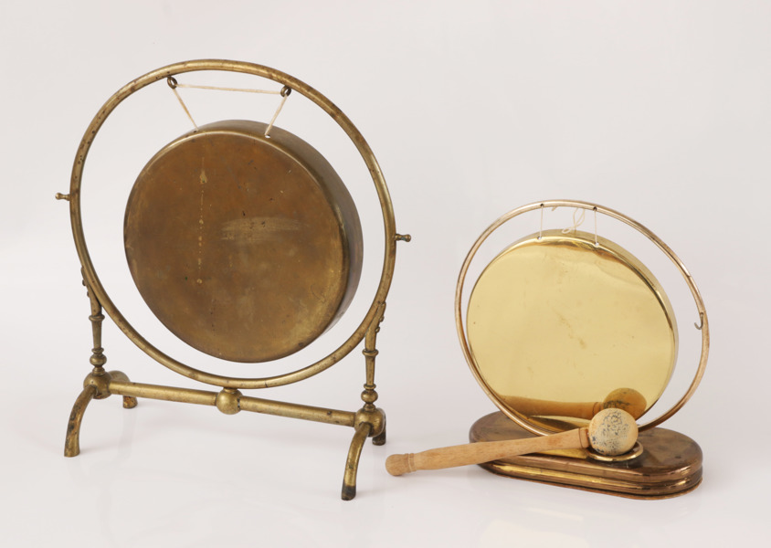 Gonggong 2st, bl.a. tidigt 1900-tal