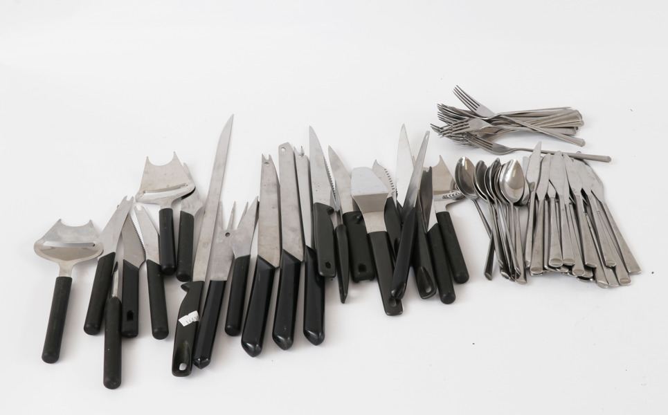 Parti bestick och knivar
