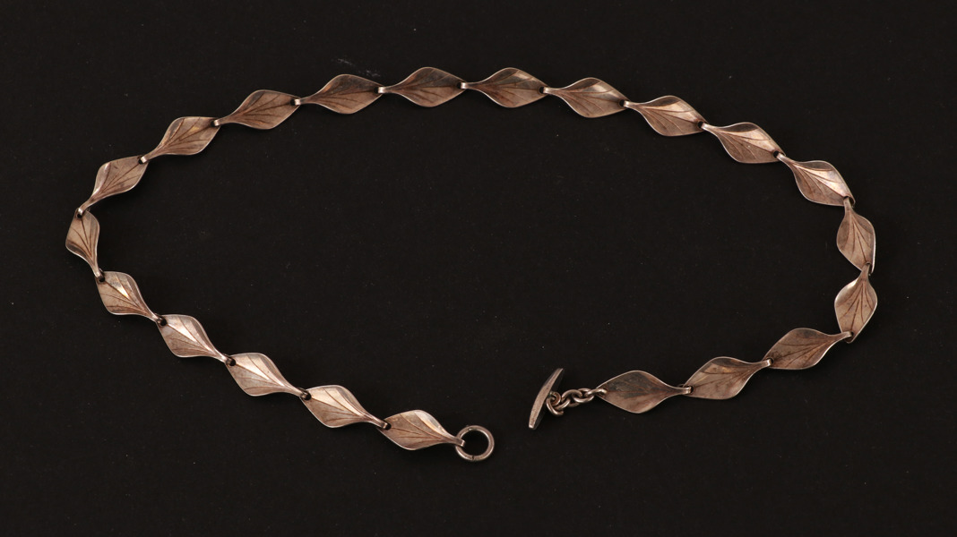 Halsband i sterlingsilver