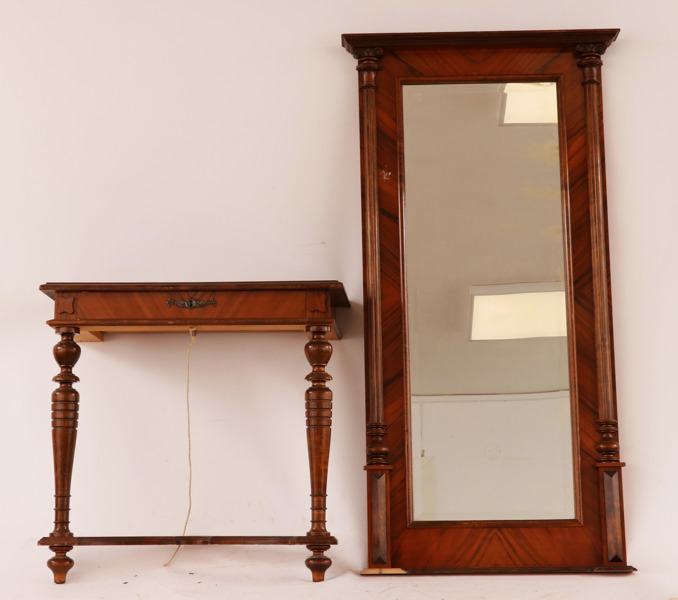 Spegel med konsolbord, omkring år 1900