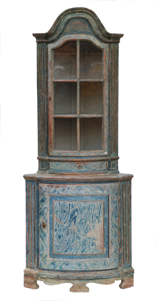 Golvhörnskåp, 1700-tal