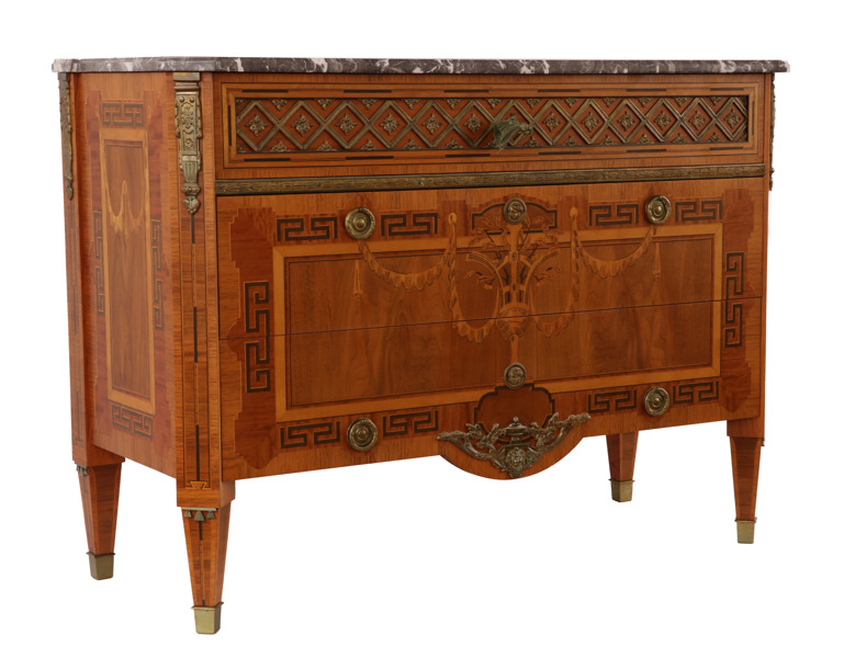 Byrå, gustaviansk stil, 1900-tal