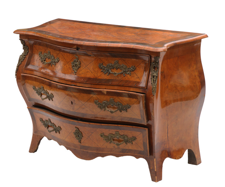 Byrå, rokoko, 1700-talets andra hälft