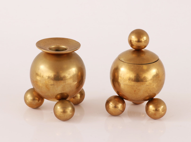 Bläckställ och ljusstake, Gusums Bruk, 1900-talets början