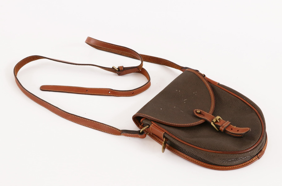 Axelremsväska, Mulberry, England