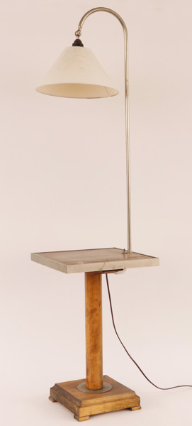 Bord med lampa, 1930/40-tal