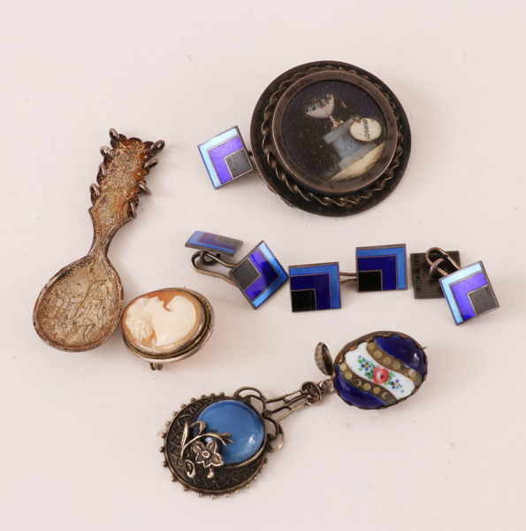 Parti silverföremål