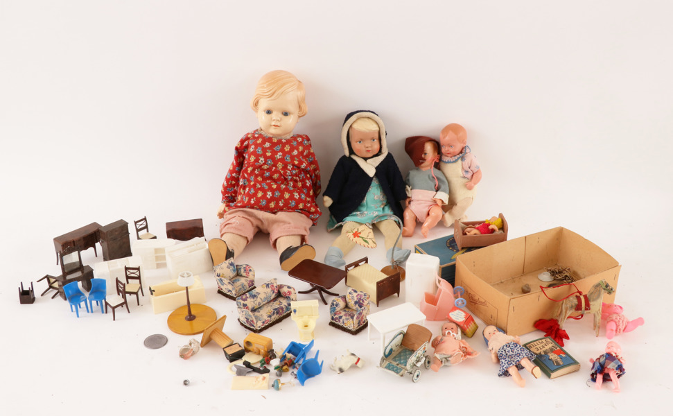 Parti äldre leksaker