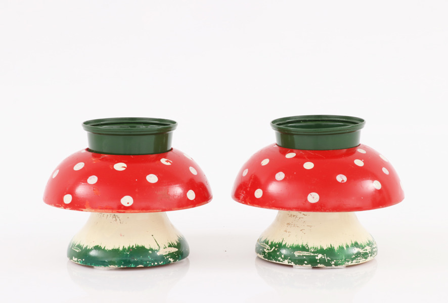 Ljuslyktor ett par, daterade 1937