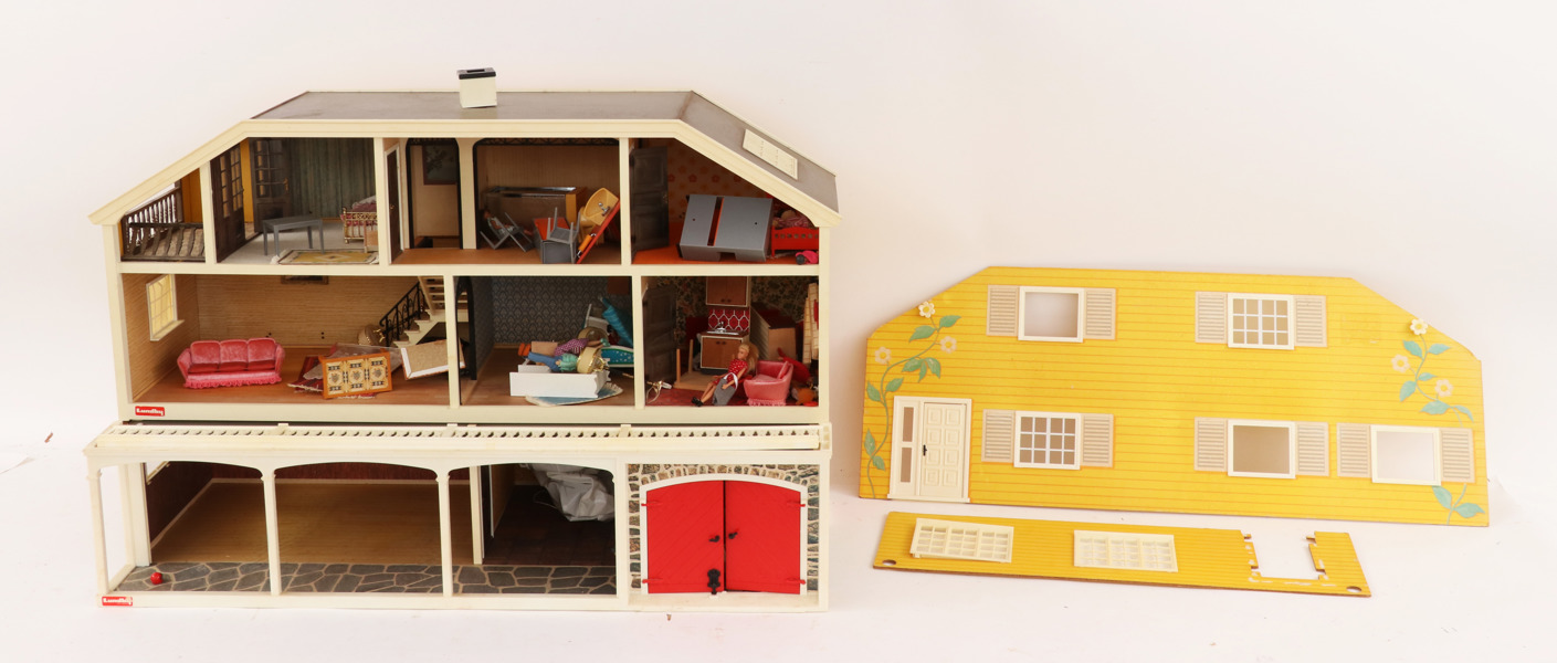 Dockhus med inredning, Lundby