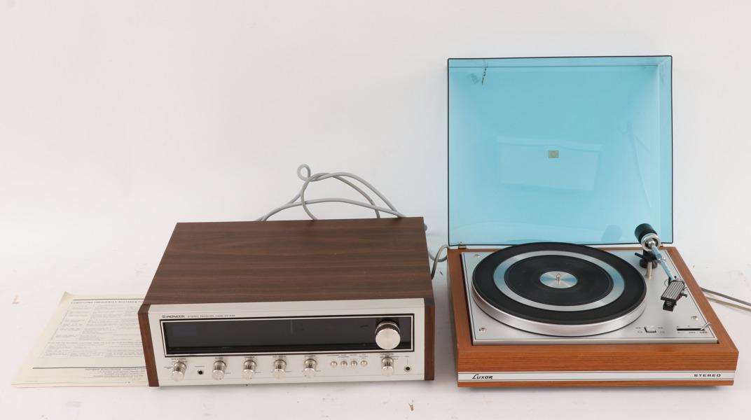 Ljudanläggning 2 delar