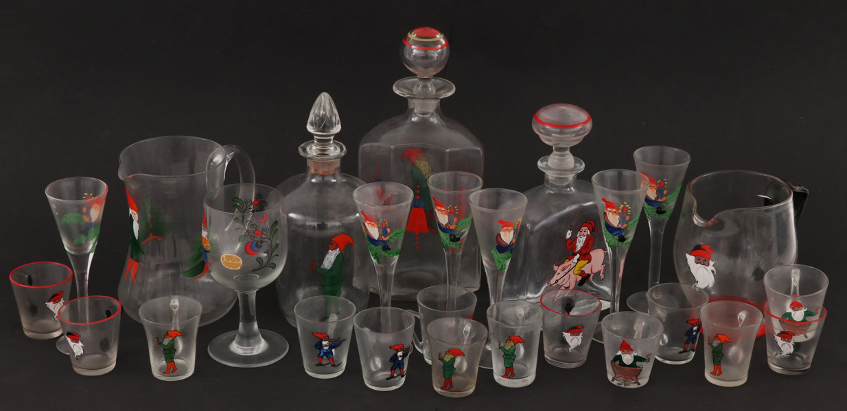 Parti emaljmålat glas