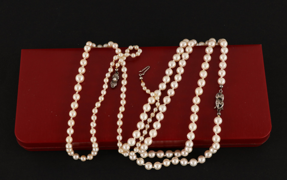 Pärlhalsband 2st, med lås i silver