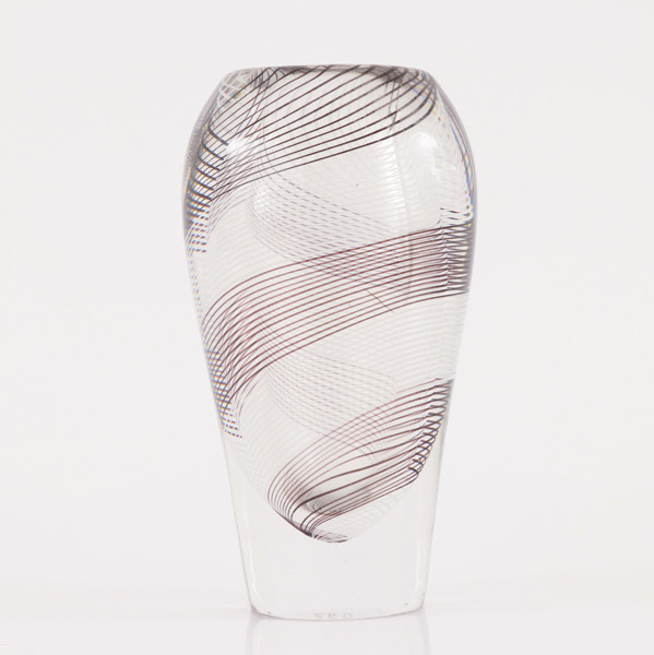 Vas, Vicke Lindstrand för Kosta