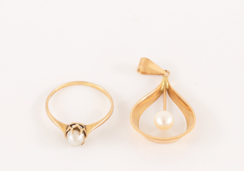 Ring och hänge i 18k