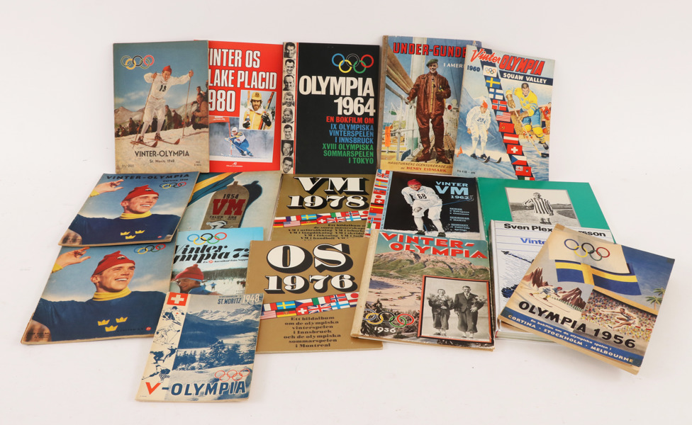 Böcker och häften 17 delar, rörande vinter-OS