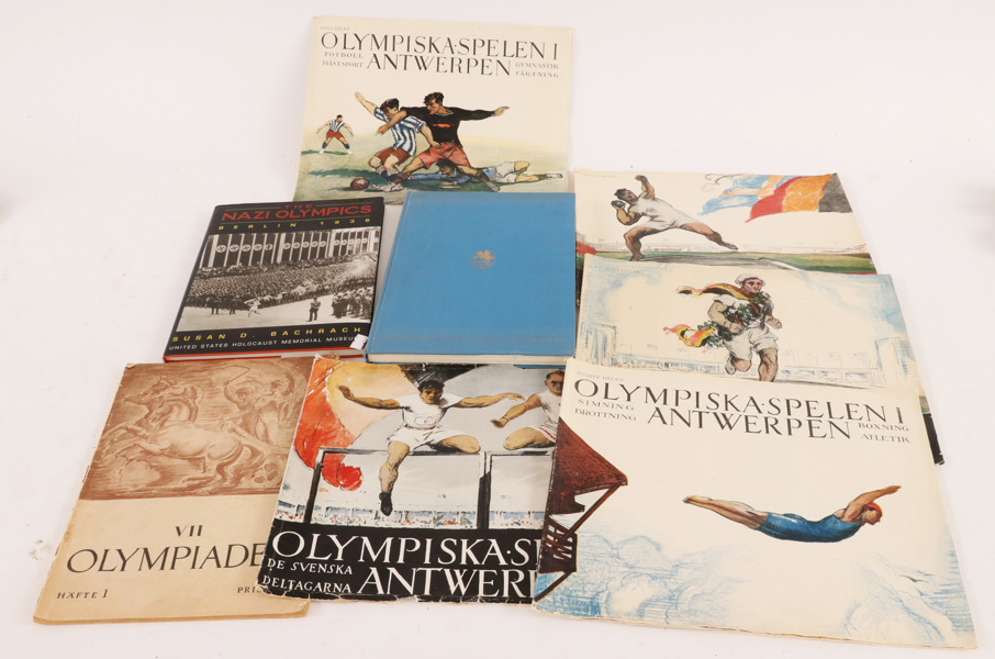 Parti böcker och häften, rörande Olympiska Spelen