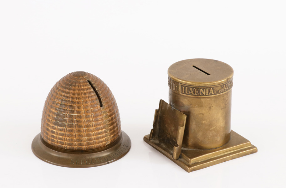 Sparbössor 2st, 1900-talets första hälft