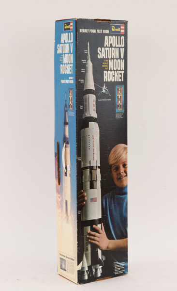 Byggsats, "Apollo Saturn V", Revell