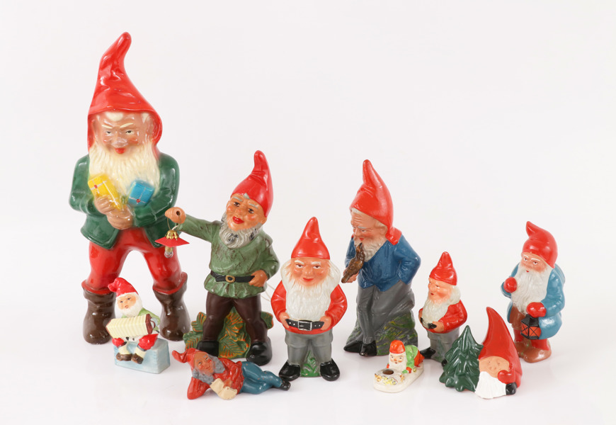 Tomtefigurer 10st, bl.a. omkring 1900-talets mitt