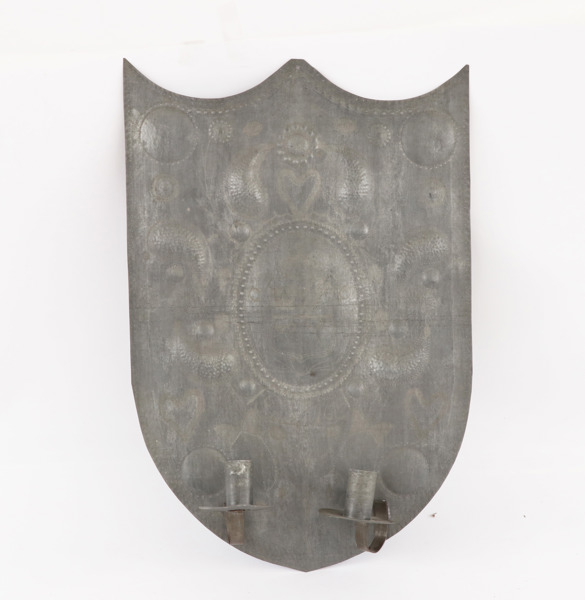 Ljusplåt, bär datering 1618, 1800-tal